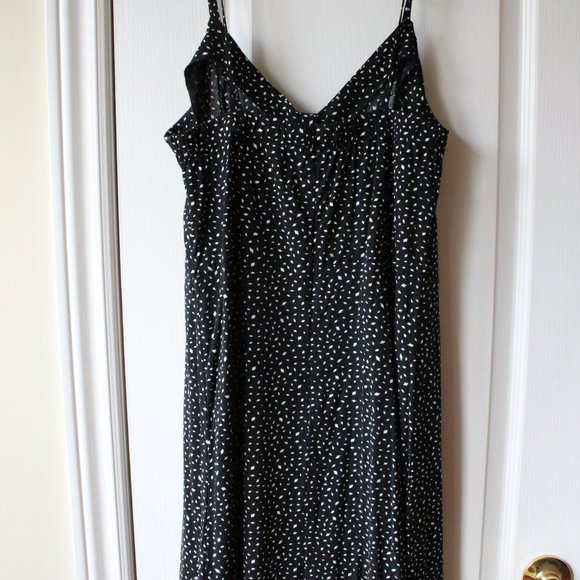 Black Dynamite Summer Dress with Gold Buttons Detail - Picture 5 of 5